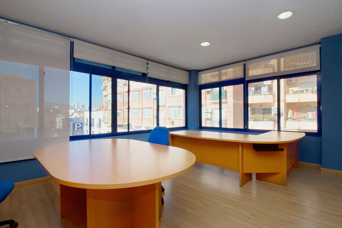 Locale commerciale a Malaga, Spagna – Foto 25