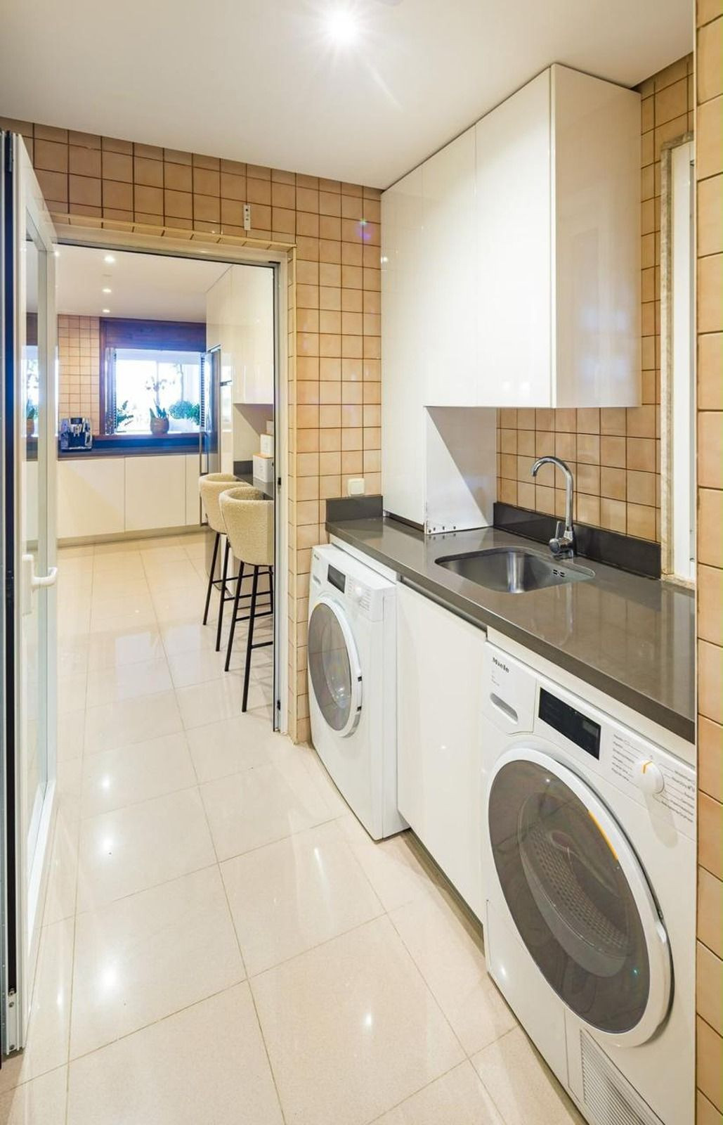 4 Bedroom Apartment in Marbella - Photo 6