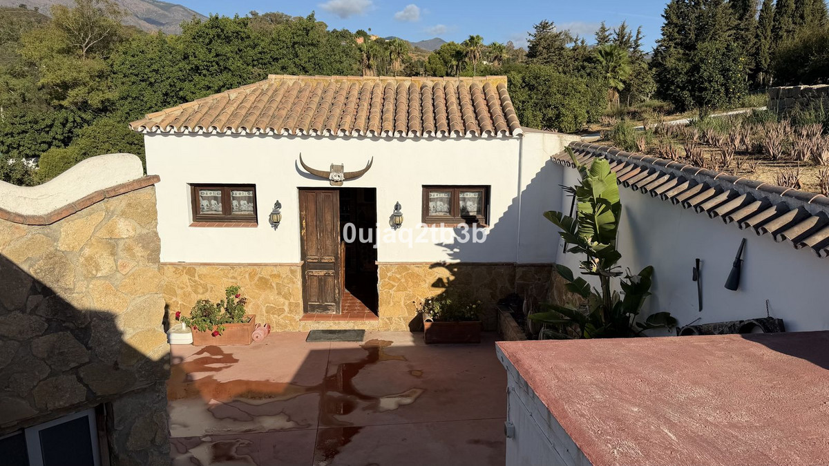 6,711 m² Plot in Estepona - Photo 5