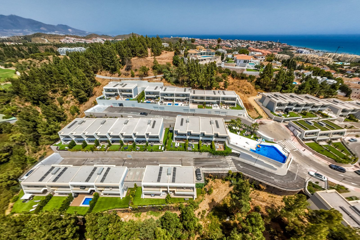 3 Bedroom Townhouse in Mijas - Photo 42