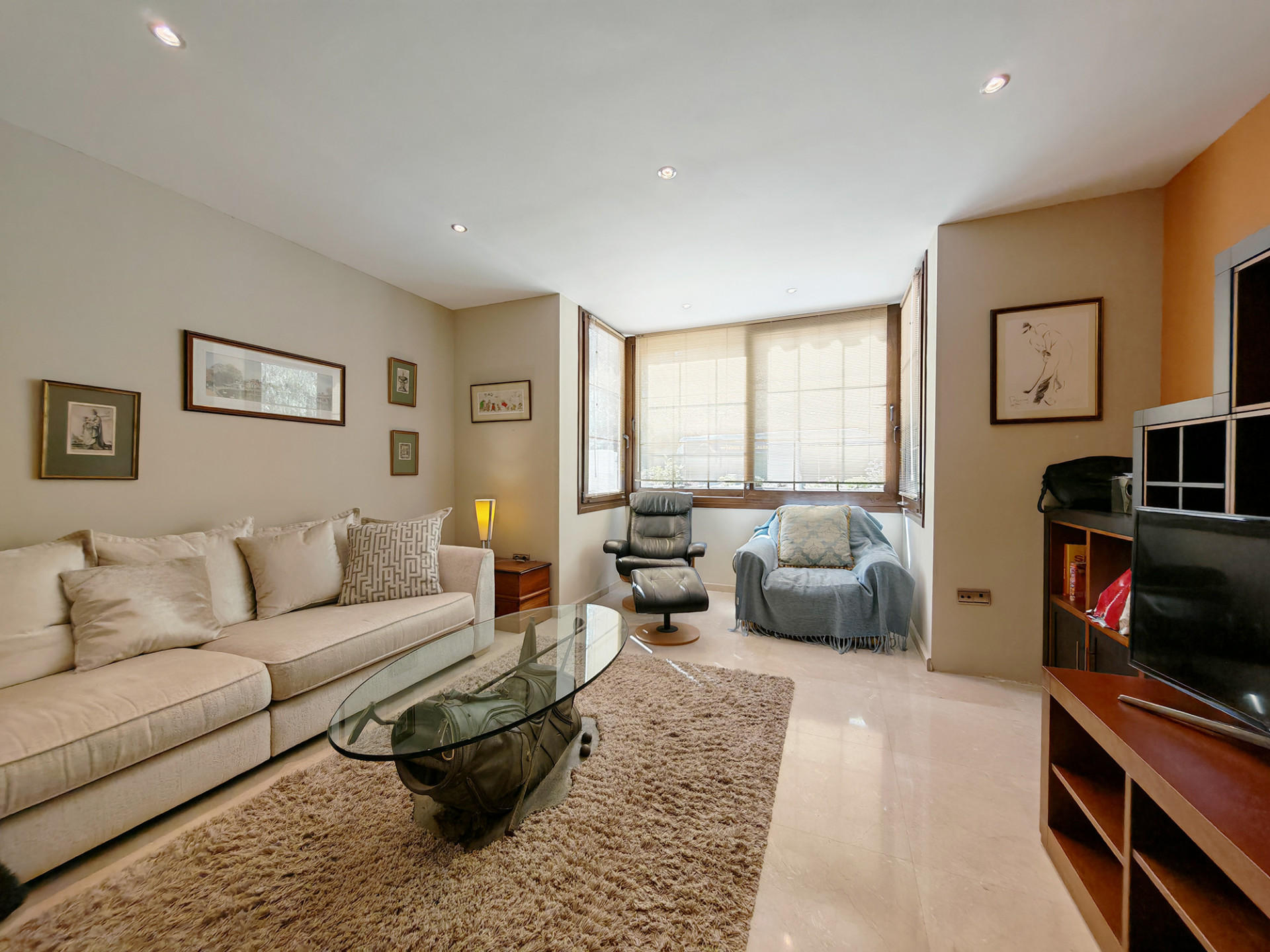 4 Bedroom Villa in Mijas - Photo 27