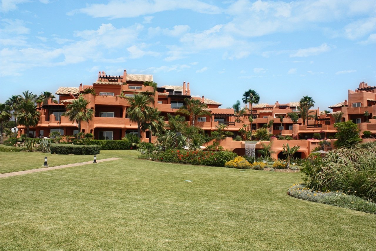 2 Bedroom Apartment in Marbella - Photo 10