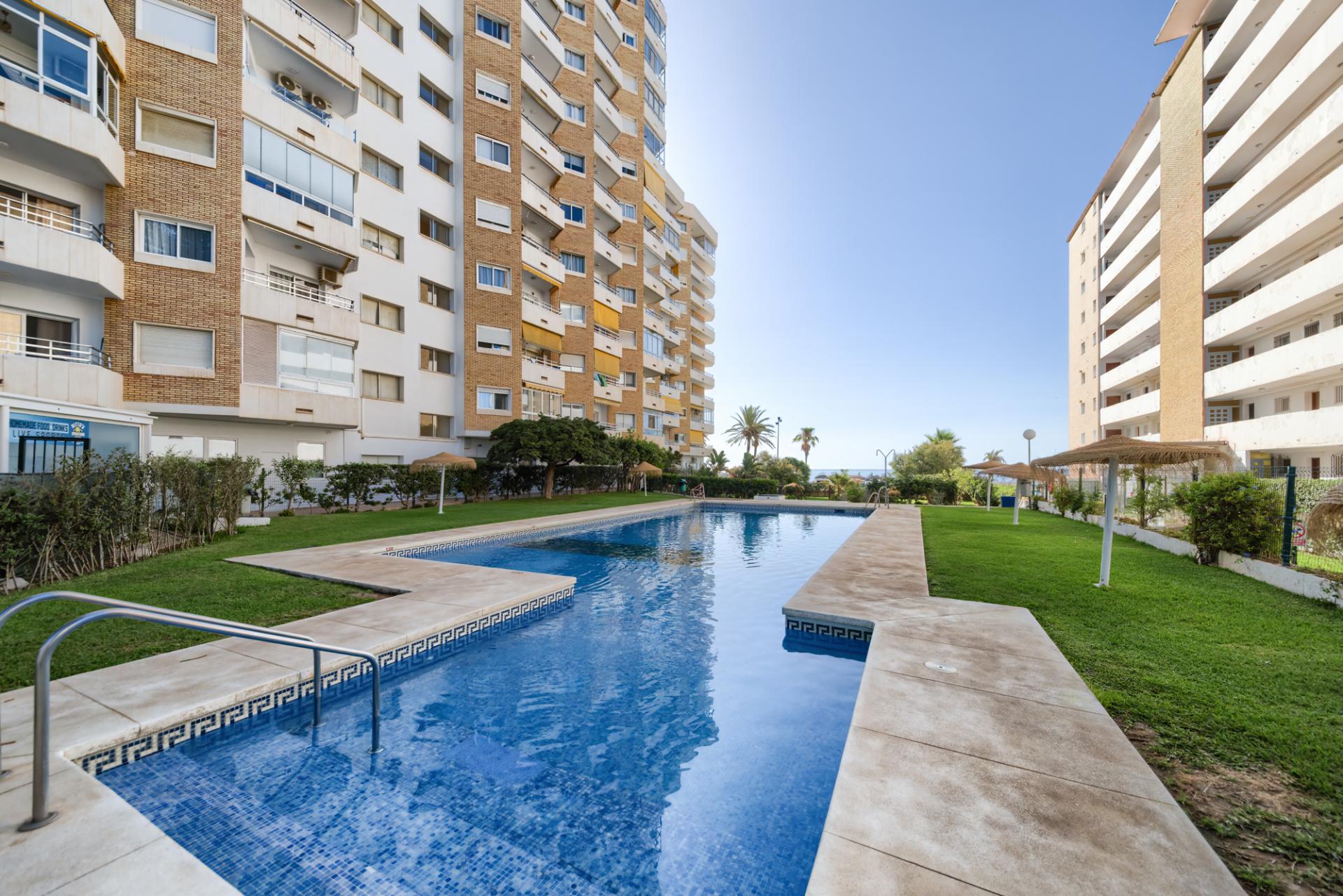 3 Bedroom Apartment in Fuengirola - Photo 45