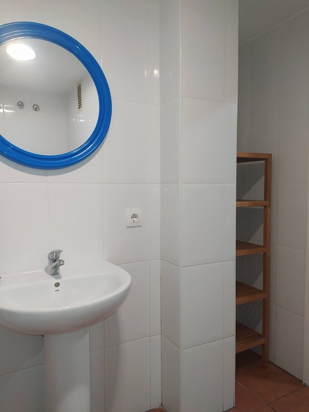1 Bedroom Apartment in Torremolinos - Photo 9