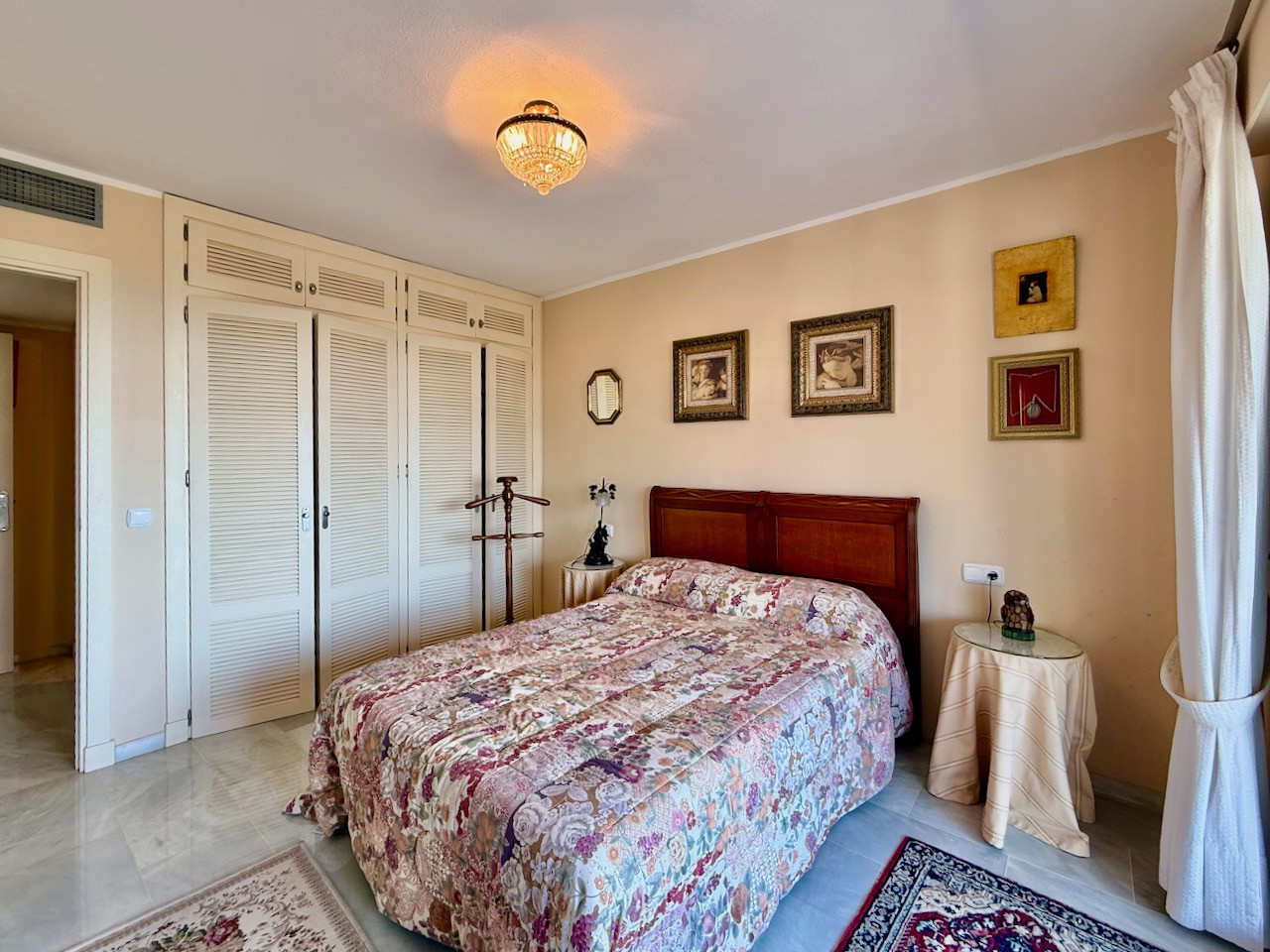 4 Bedroom Villa in La Duquesa - Photo 25