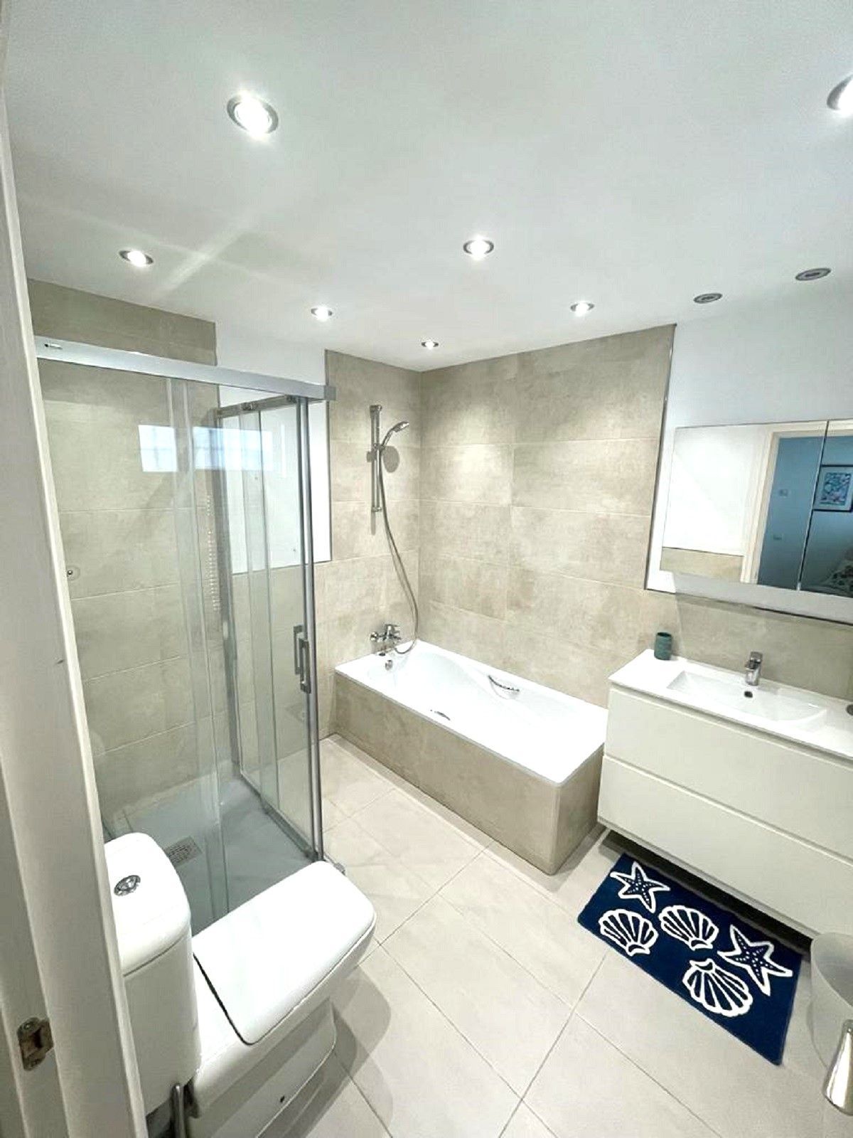 4 Bedroom Apartment in San Pedro de Alcántara - Photo 11