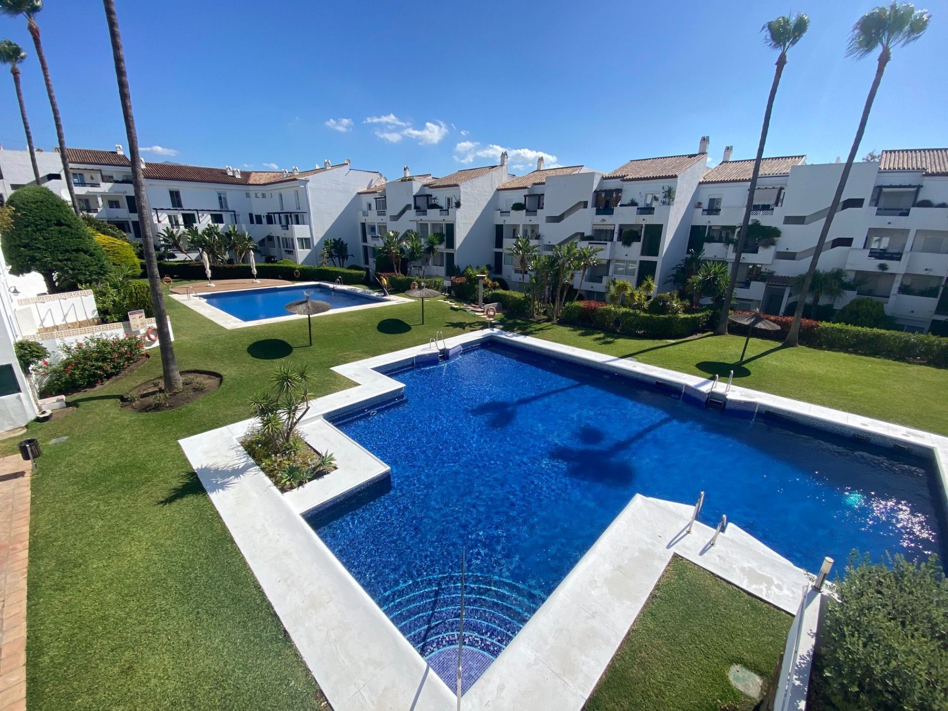 2 Bedroom Apartment in Estepona - Photo 12