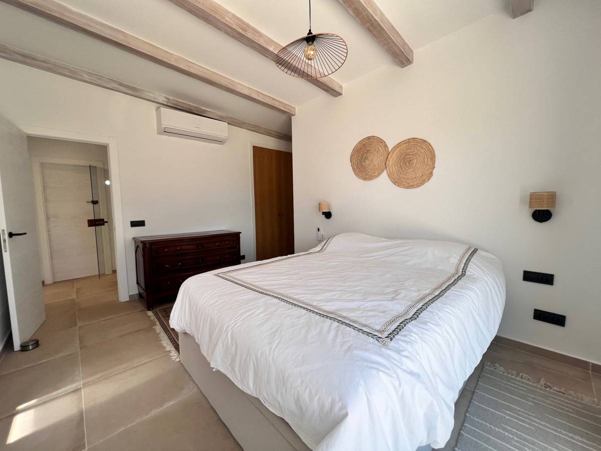 3 Bedroom Villa in Estepona - Photo 15