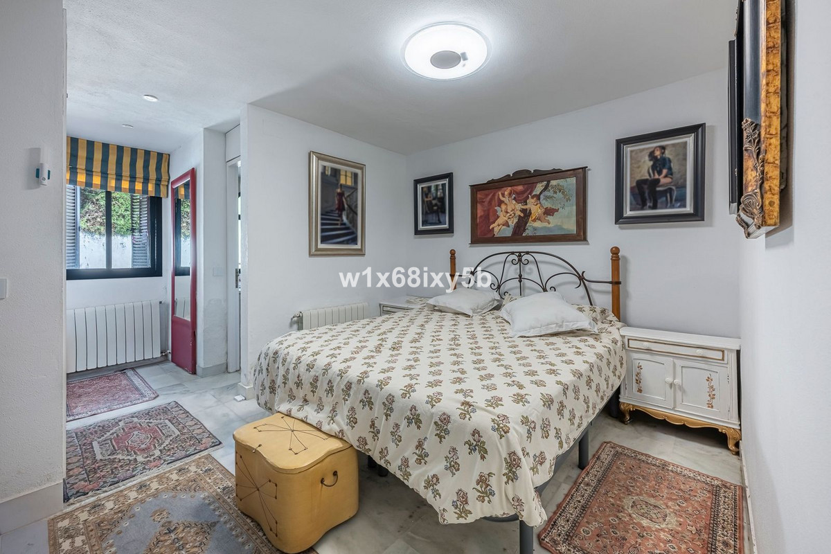 3 Bedroom Townhouse in Estepona - Фото 24