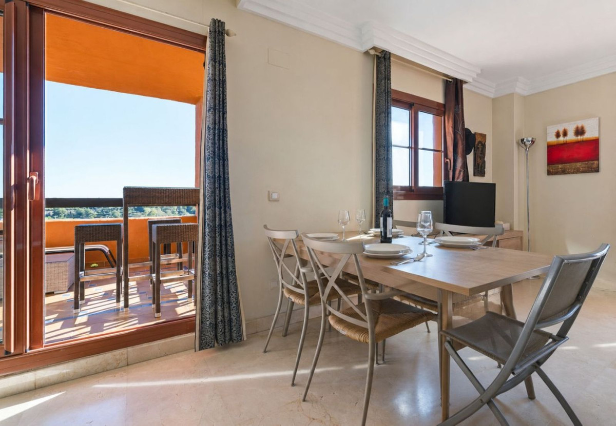 2 Bedroom Apartment in Estepona - Foto 5