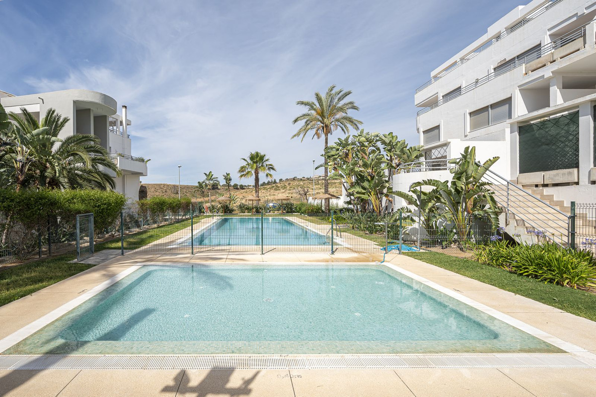 5 Bedroom Penthouse in Mijas - Photo 46