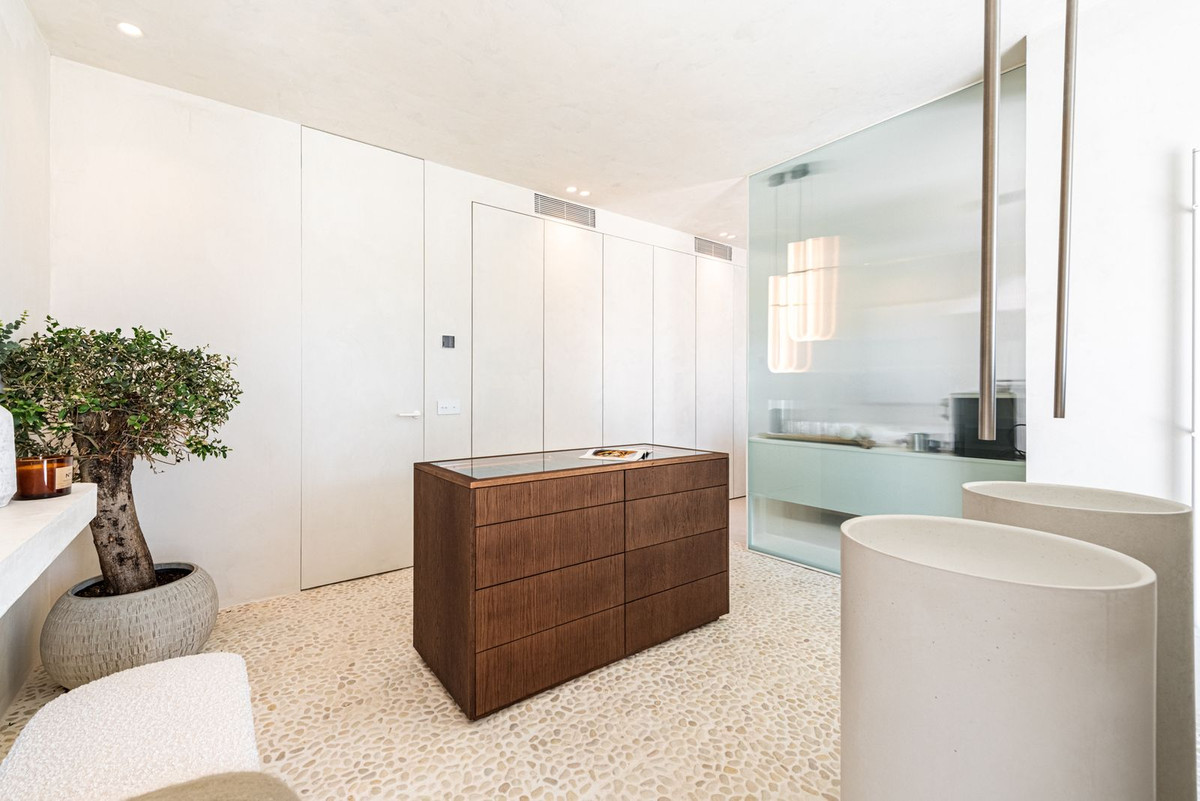 Piso de 3 dormitorios con piscina en Málaga – Foto 28