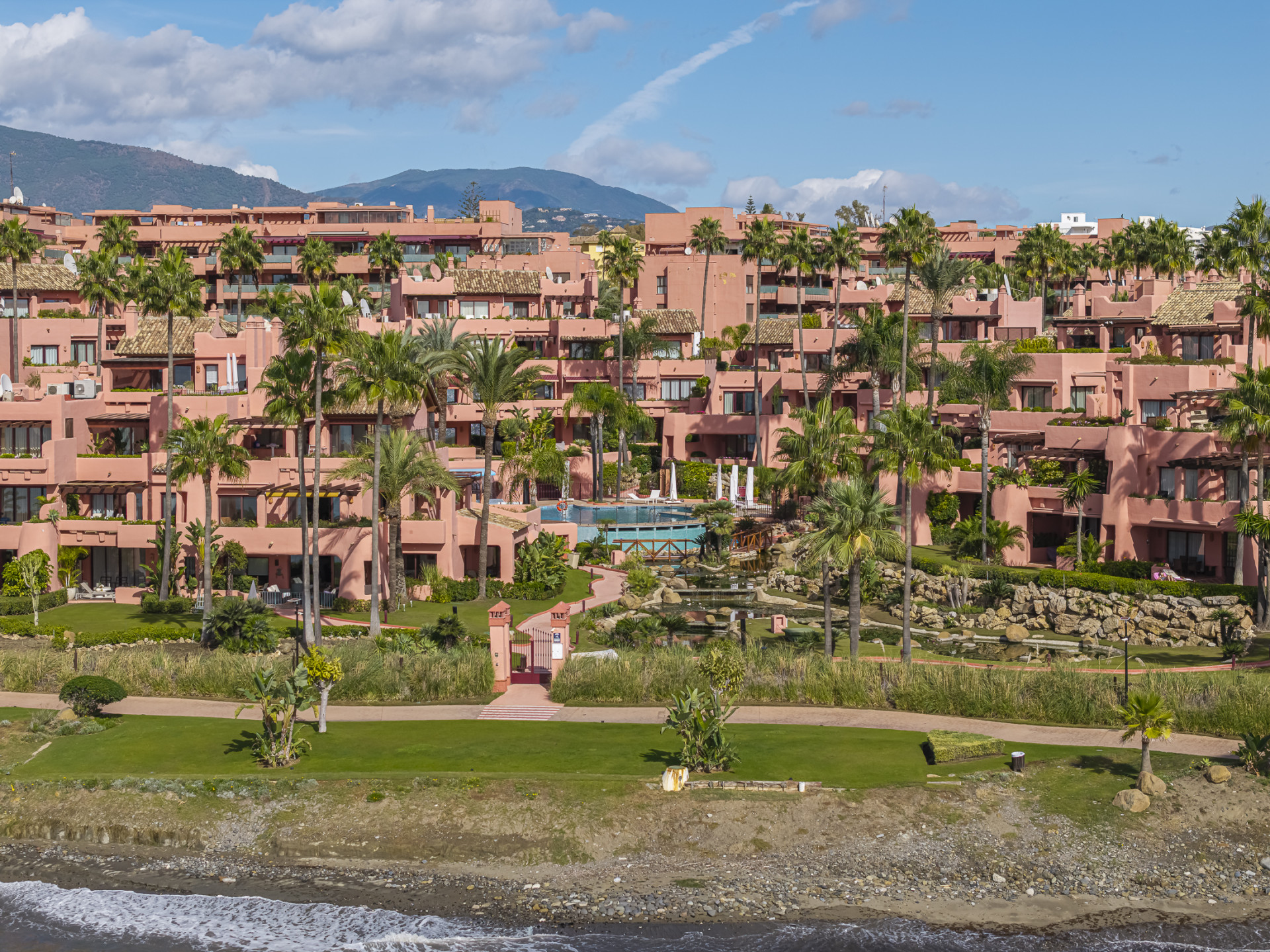 3 Bedroom Apartment in Estepona - Foto 36