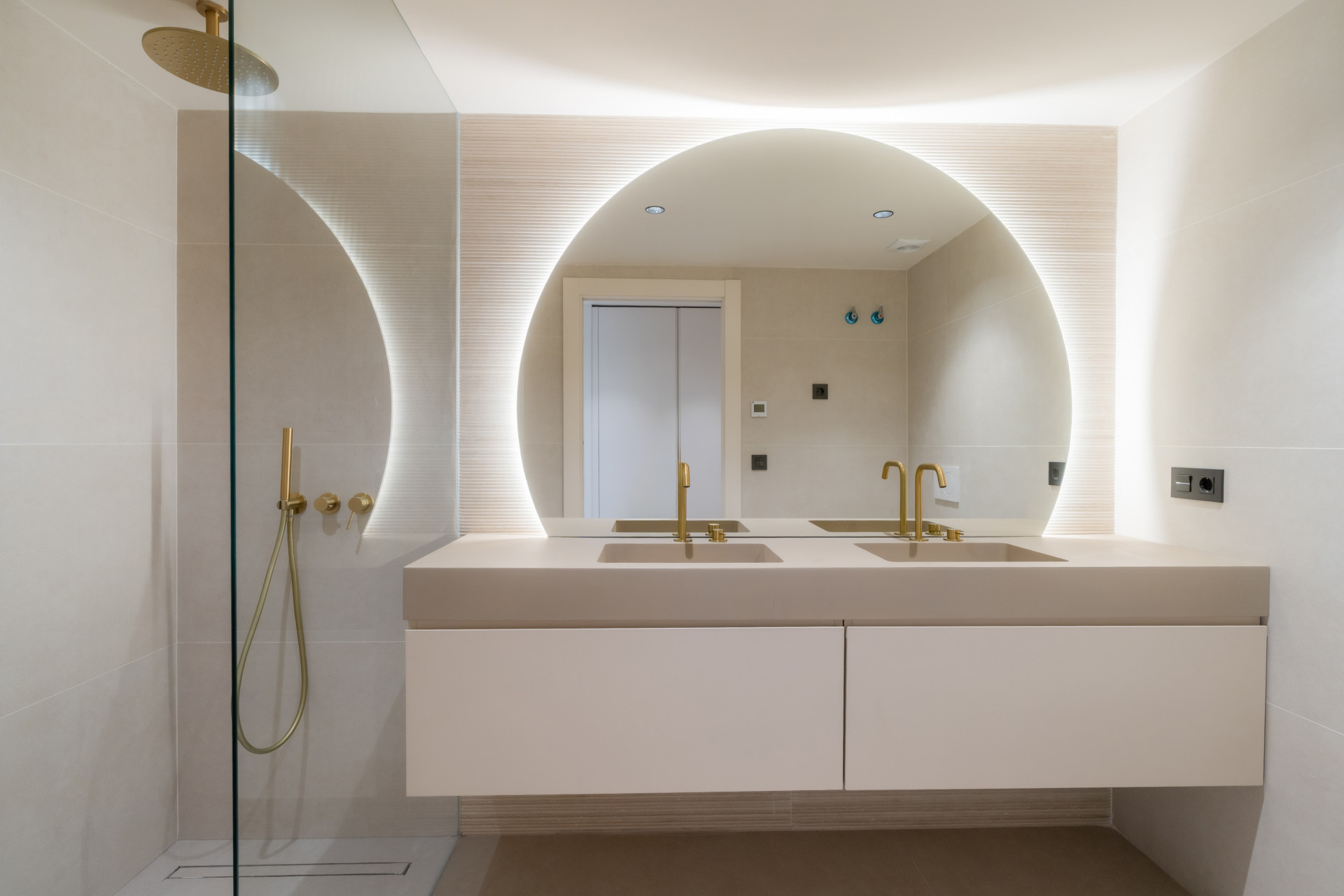 3 Bedroom Apartment in Marbella - Photo 19
