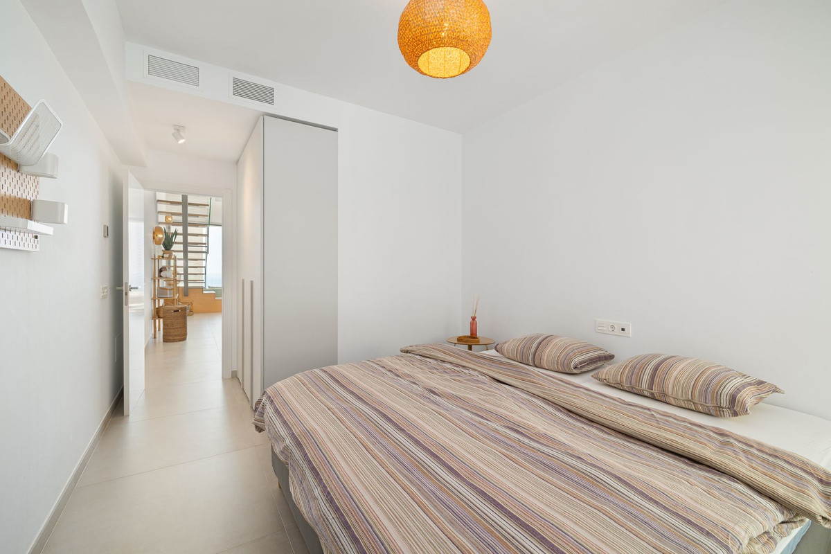 3 Bedroom Penthouse in Benalmádena - Photo 24