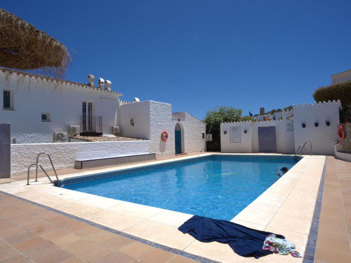 5 Bedroom Villa in Fuengirola - Photo 18