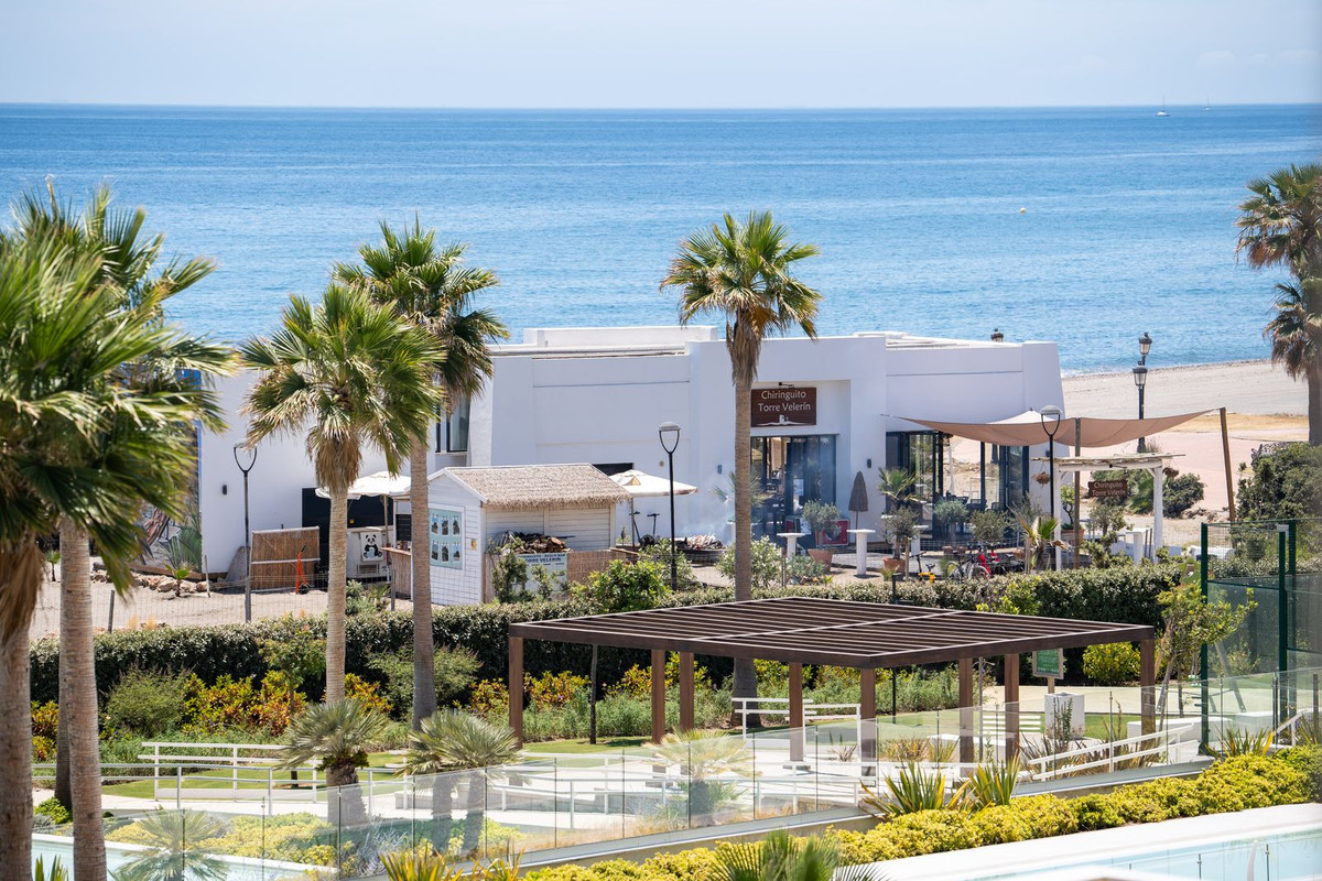 3 Bedroom Apartment in Estepona - Photo 42