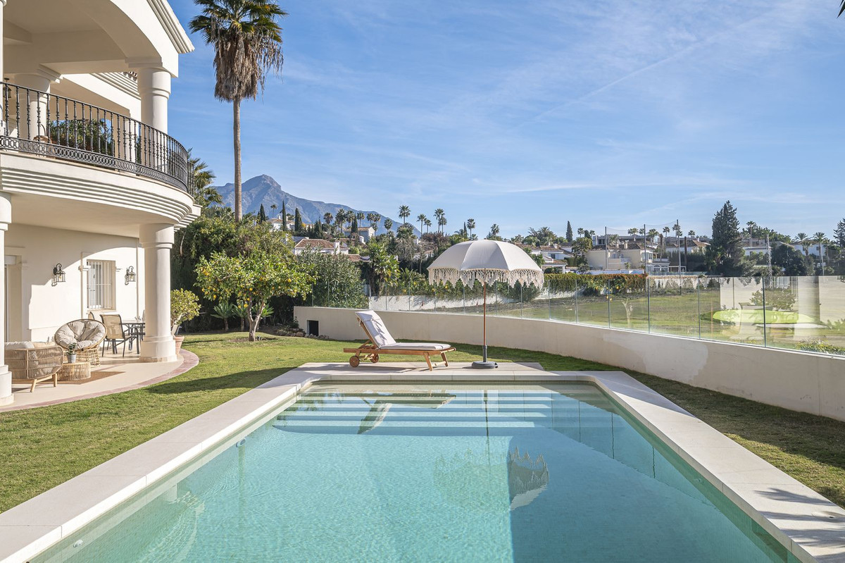 7 Bedroom Villa in Marbella - Photo 35