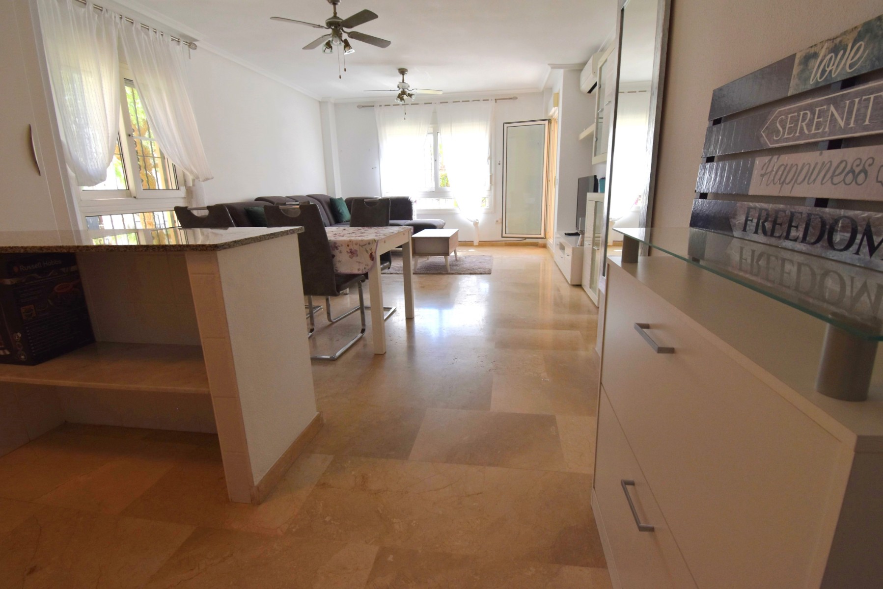 Apartamento com 2 quartos com piscina em Alicante, Espanha – Foto 7