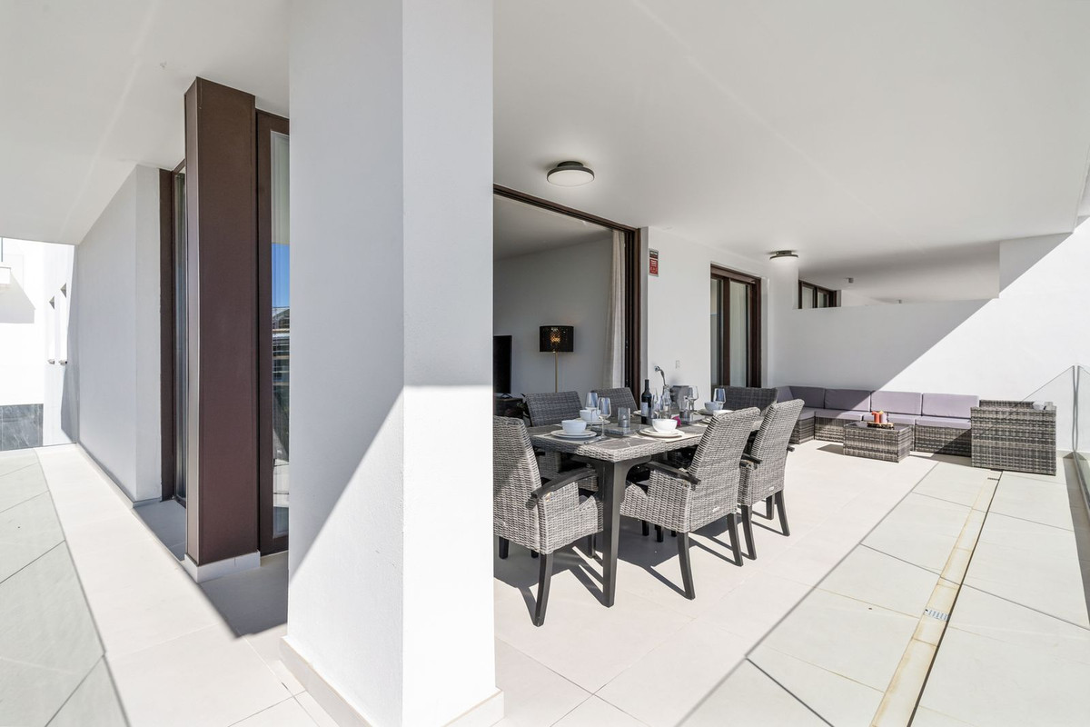 3 Bedroom Apartment in Fuengirola - Photo 22