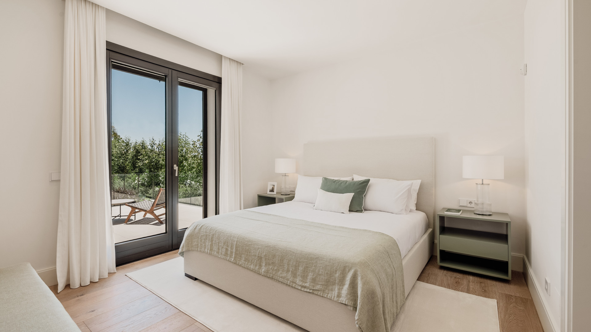 6 Bedroom Villa in Marbella - Photo 24