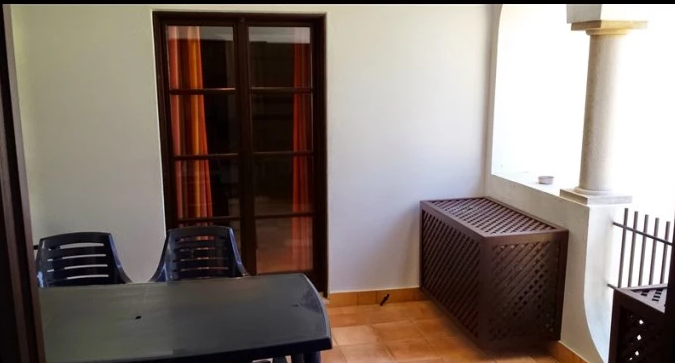 Piso de 2 dormitorios con piscina – Foto 8