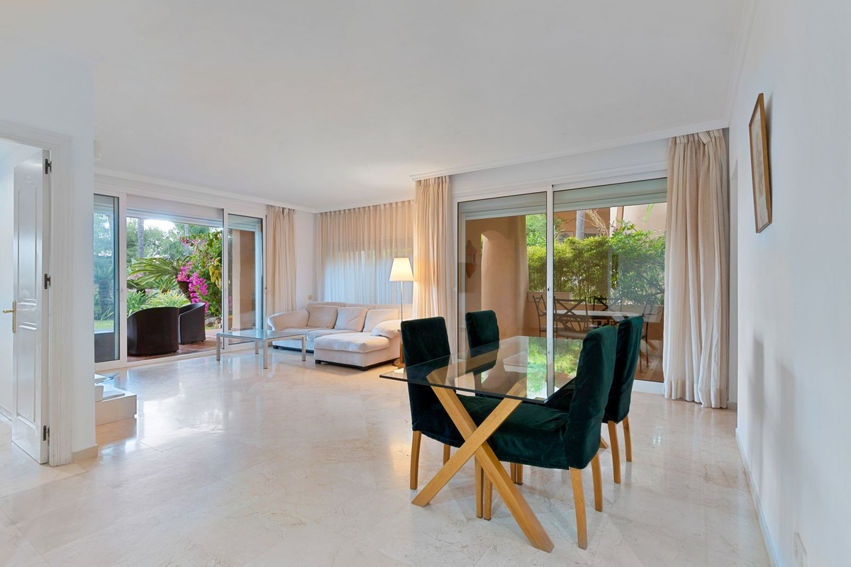 3 Bedroom Apartment in Marbella - Foto 8