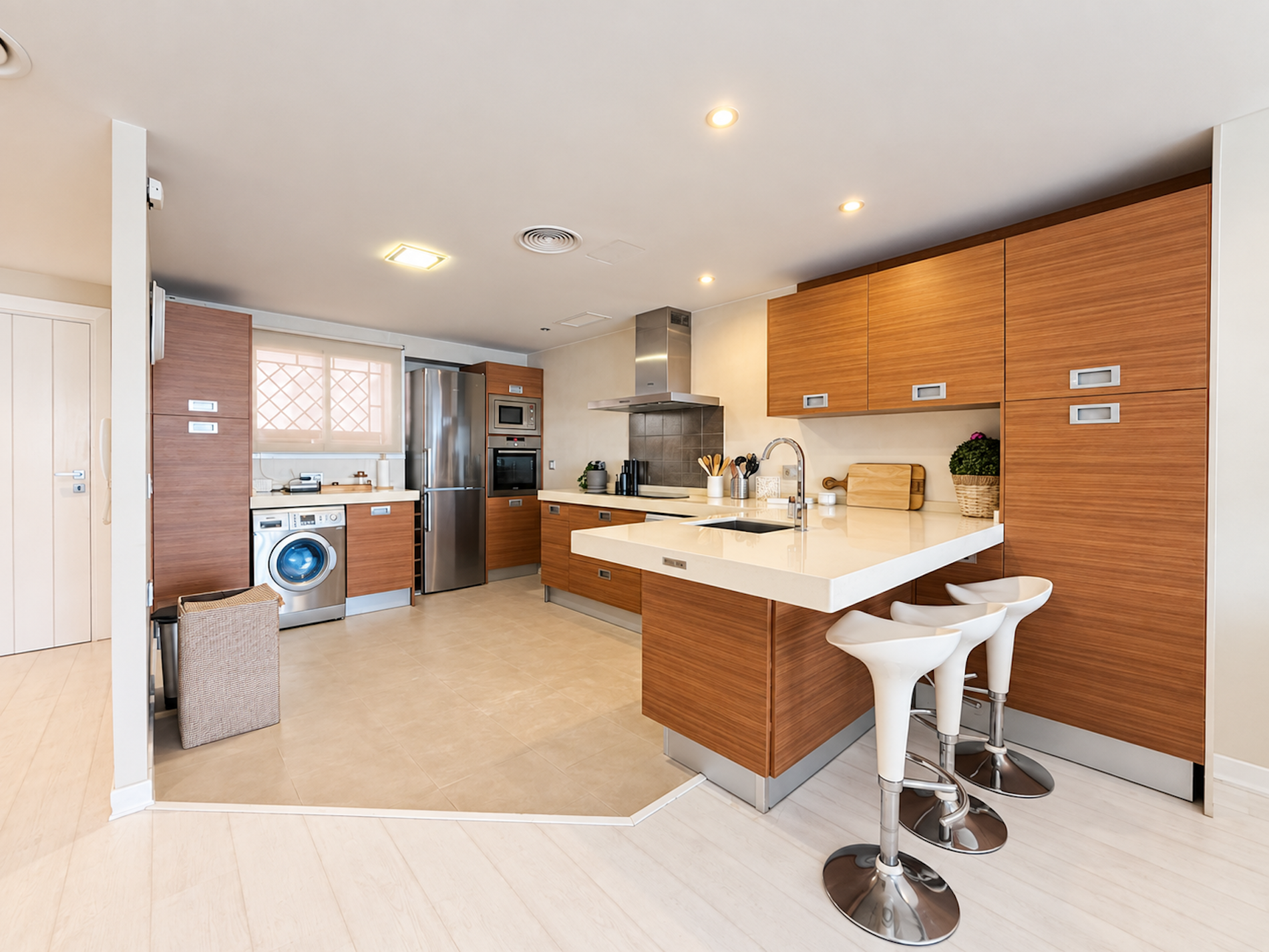 3 Bedroom Apartment in Marbella - Photo 15