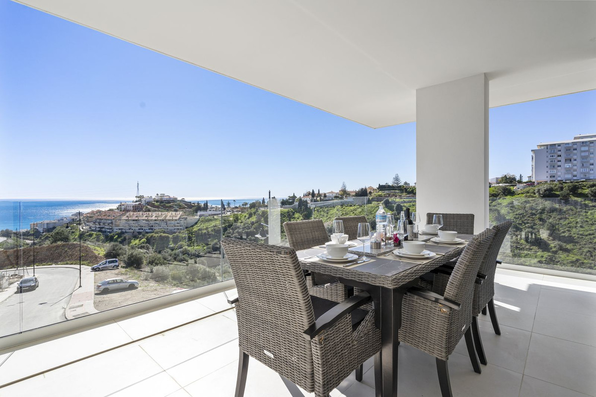 3 Bedroom Apartment in Fuengirola - Photo 28