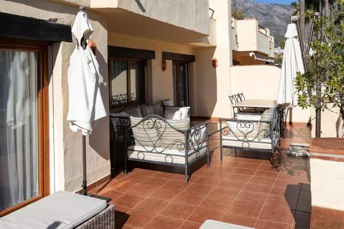 3 Bedroom Apartment in Marbella - Photo 22