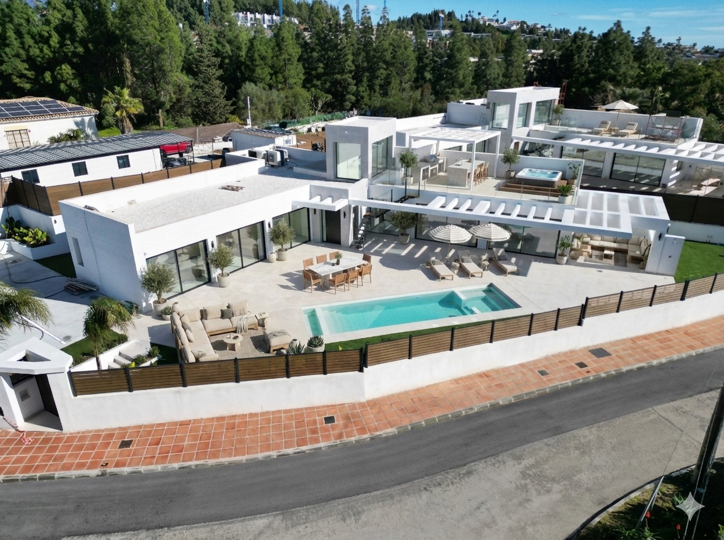 6 Bedroom Villa in Mijas - Photo 18