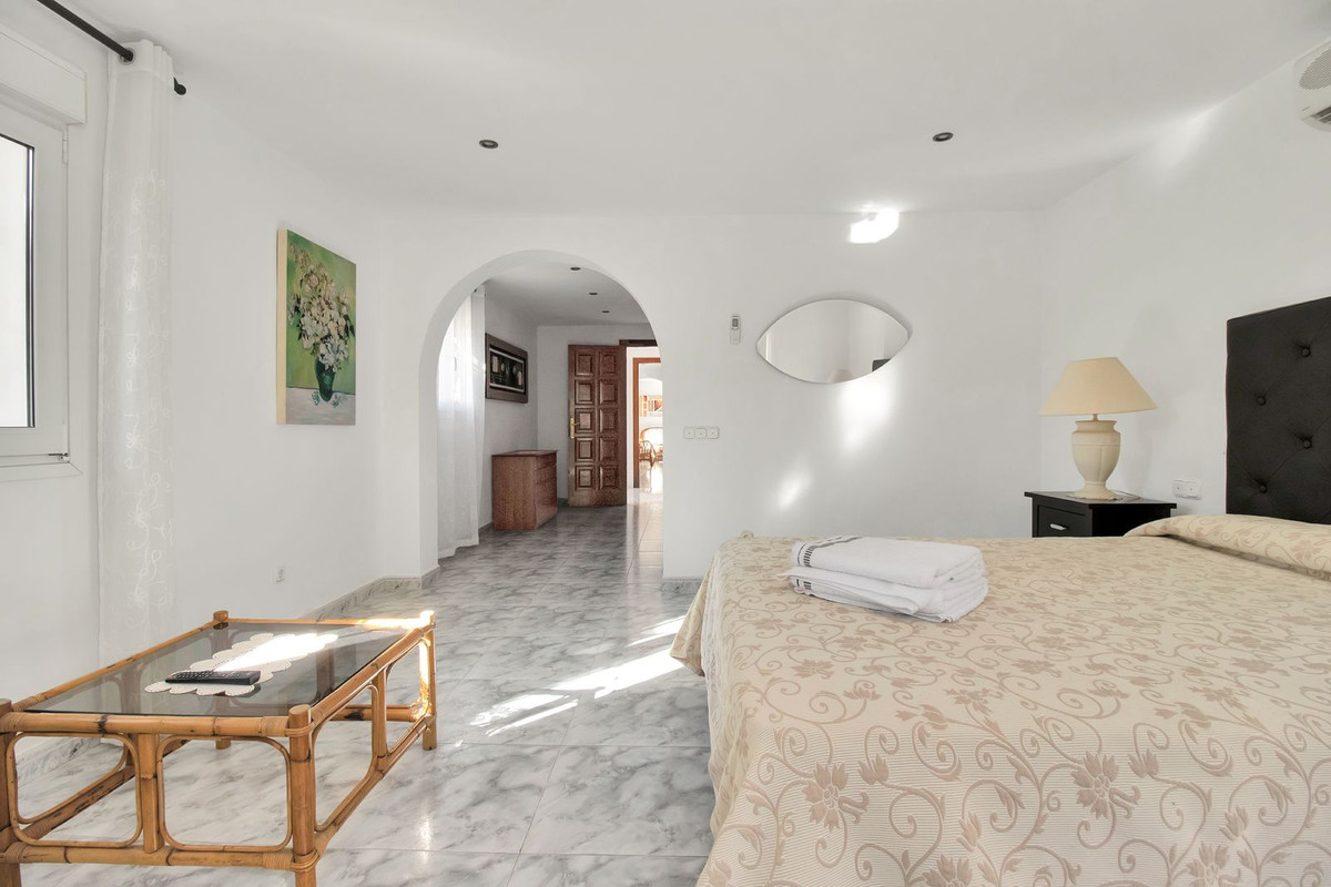 4 Bedroom Villa in San Pedro de Alcántara - Foto 18