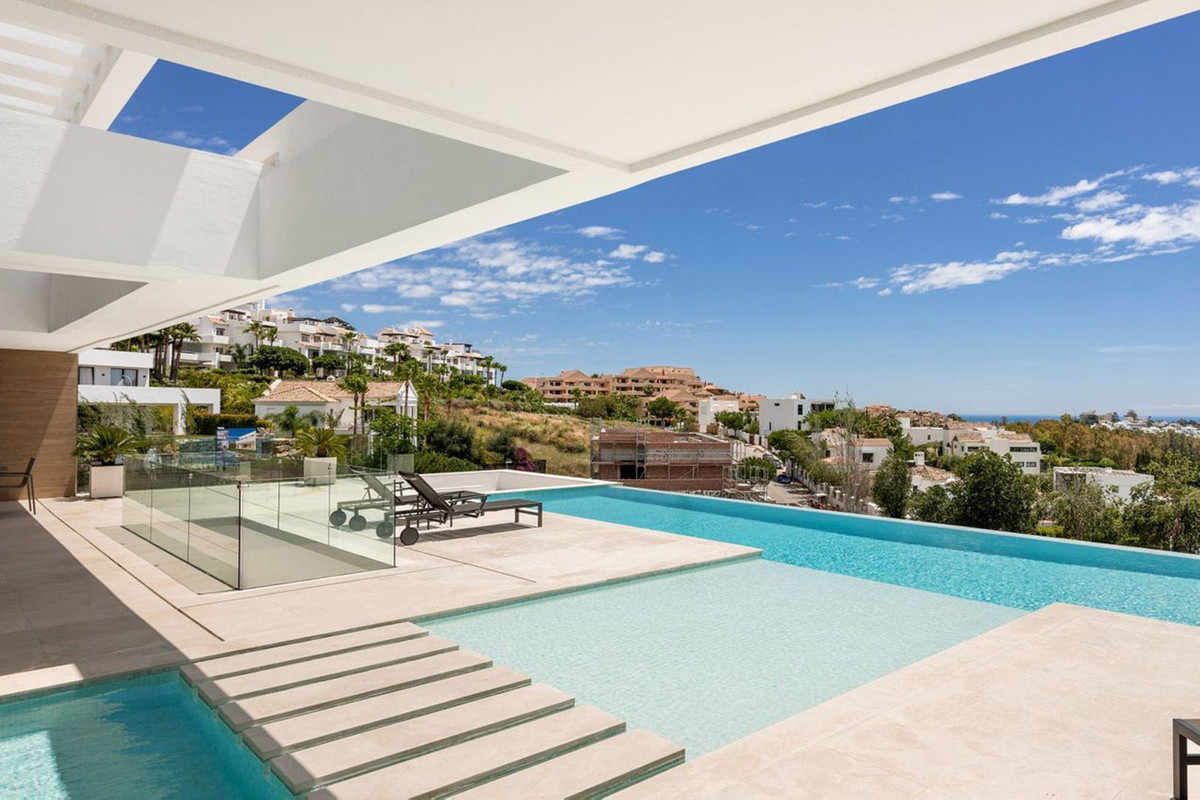5 Bedroom Villa in Benahavís - Фото 4