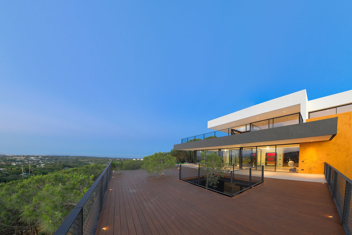 5 Bedroom Villa in Sotogrande - Photo 11