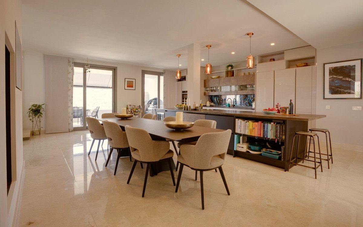 6 Bedroom Villa in Benahavís - Foto 13