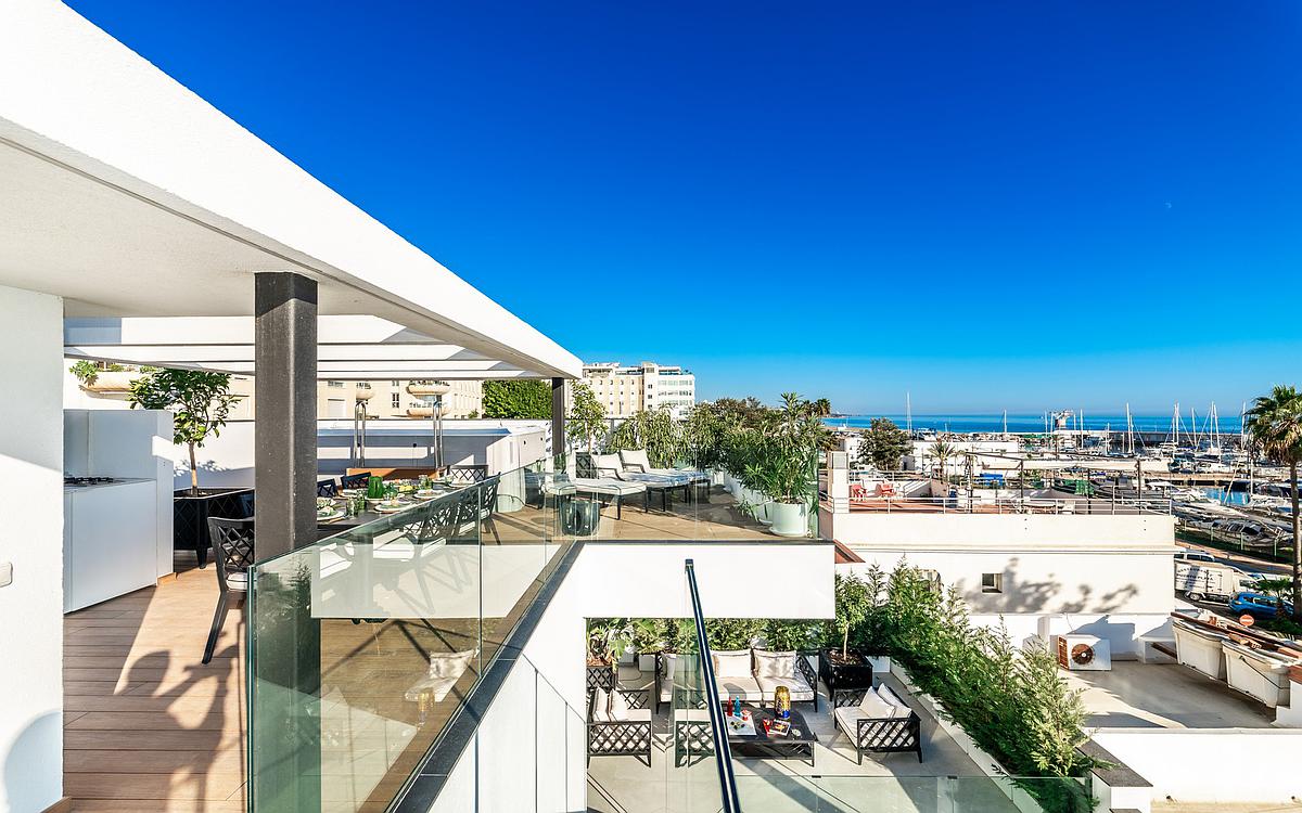 5 Bedroom Villa in Marbella - Photo 17