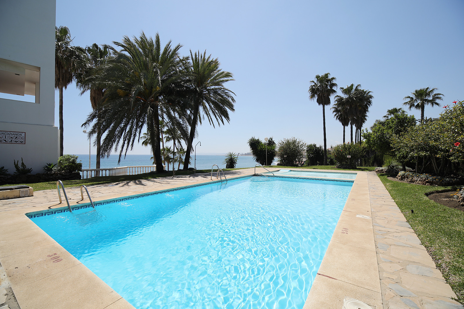 3 Bedroom Penthouse in Estepona - Foto 2