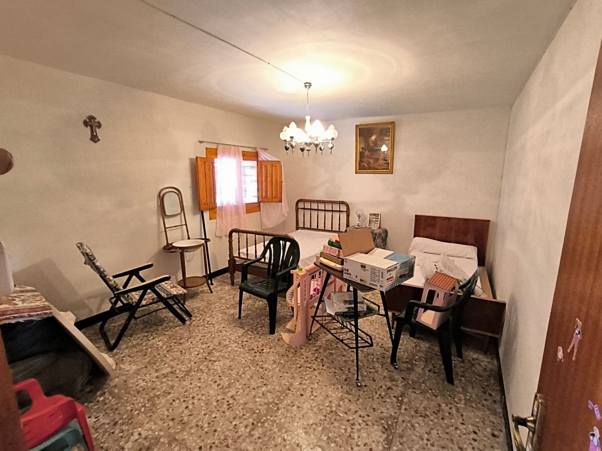 Chalet de 10 dormitorios con piscina en Murcia – Foto 19