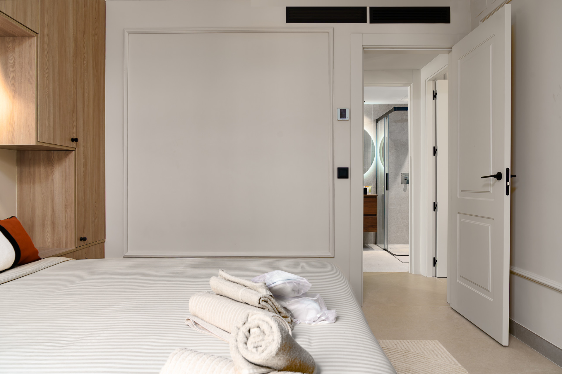 2 Bedroom Apartment in Marbella - Photo 15