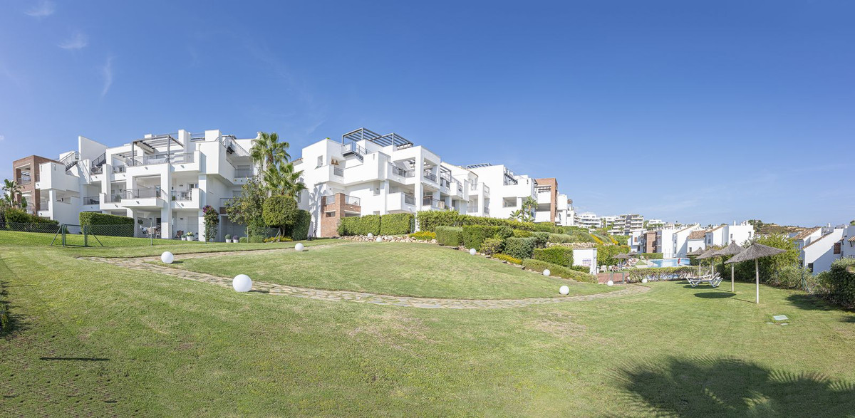 2 Bedroom Penthouse in Benahavís - Фото 21