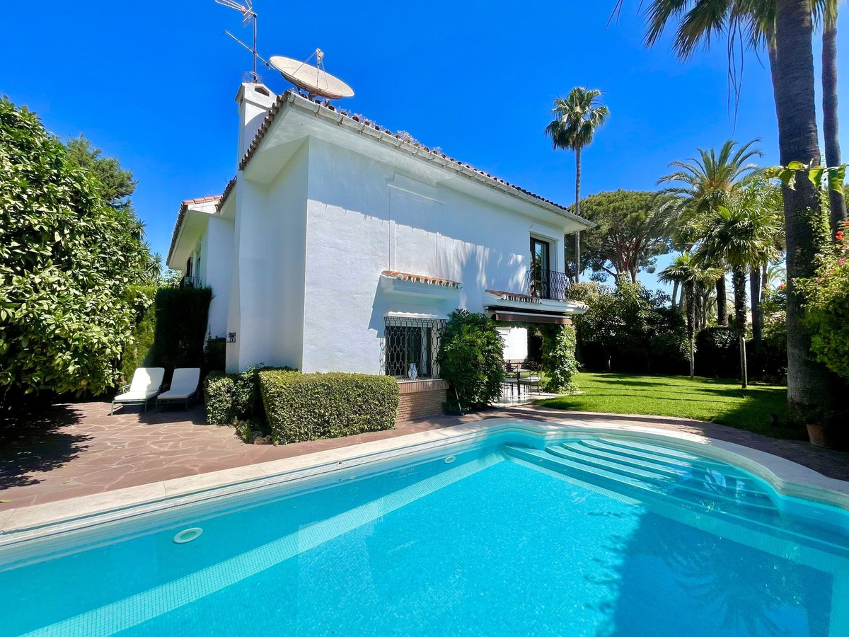 6 Bedroom Villa in Marbella - Foto 2
