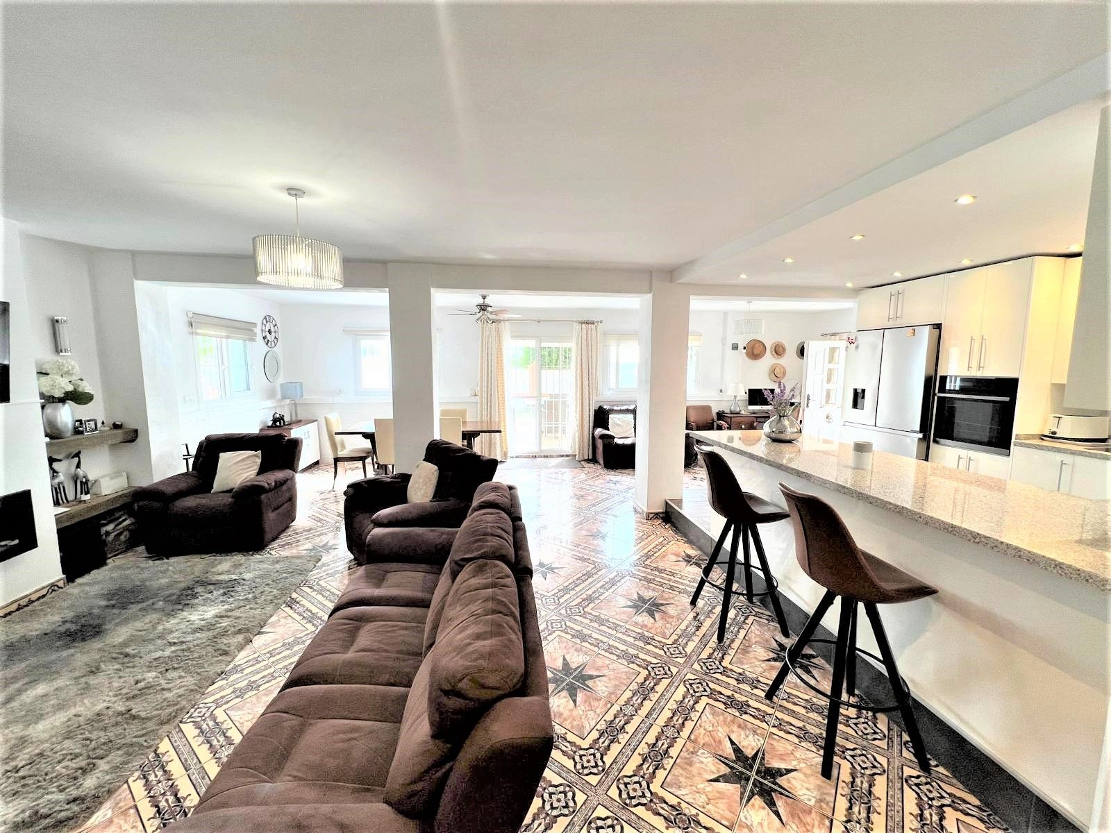 4 Bedroom Villa in Mijas - Photo 8