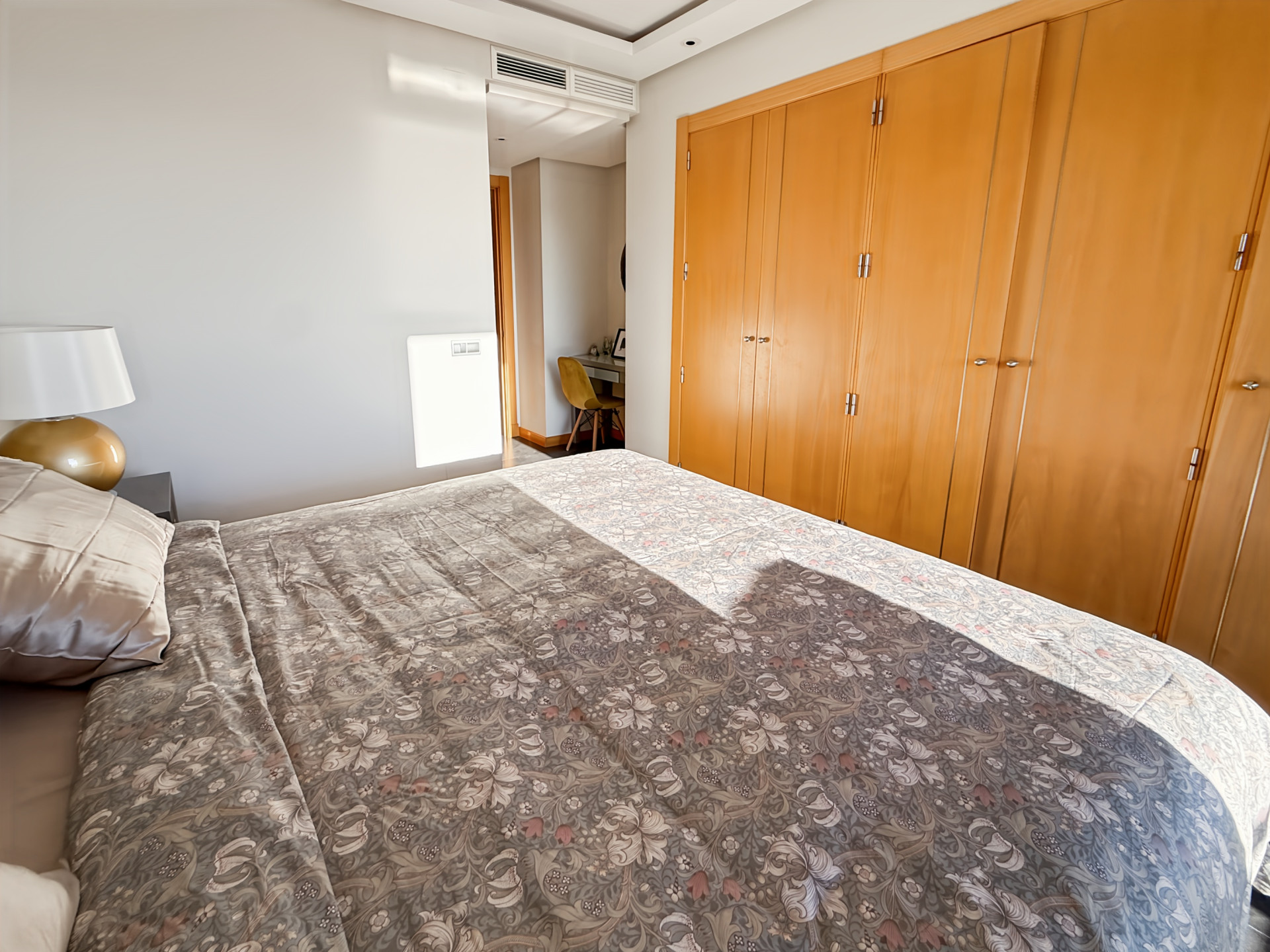 2 Bedroom Apartment in Benalmádena - Foto 9