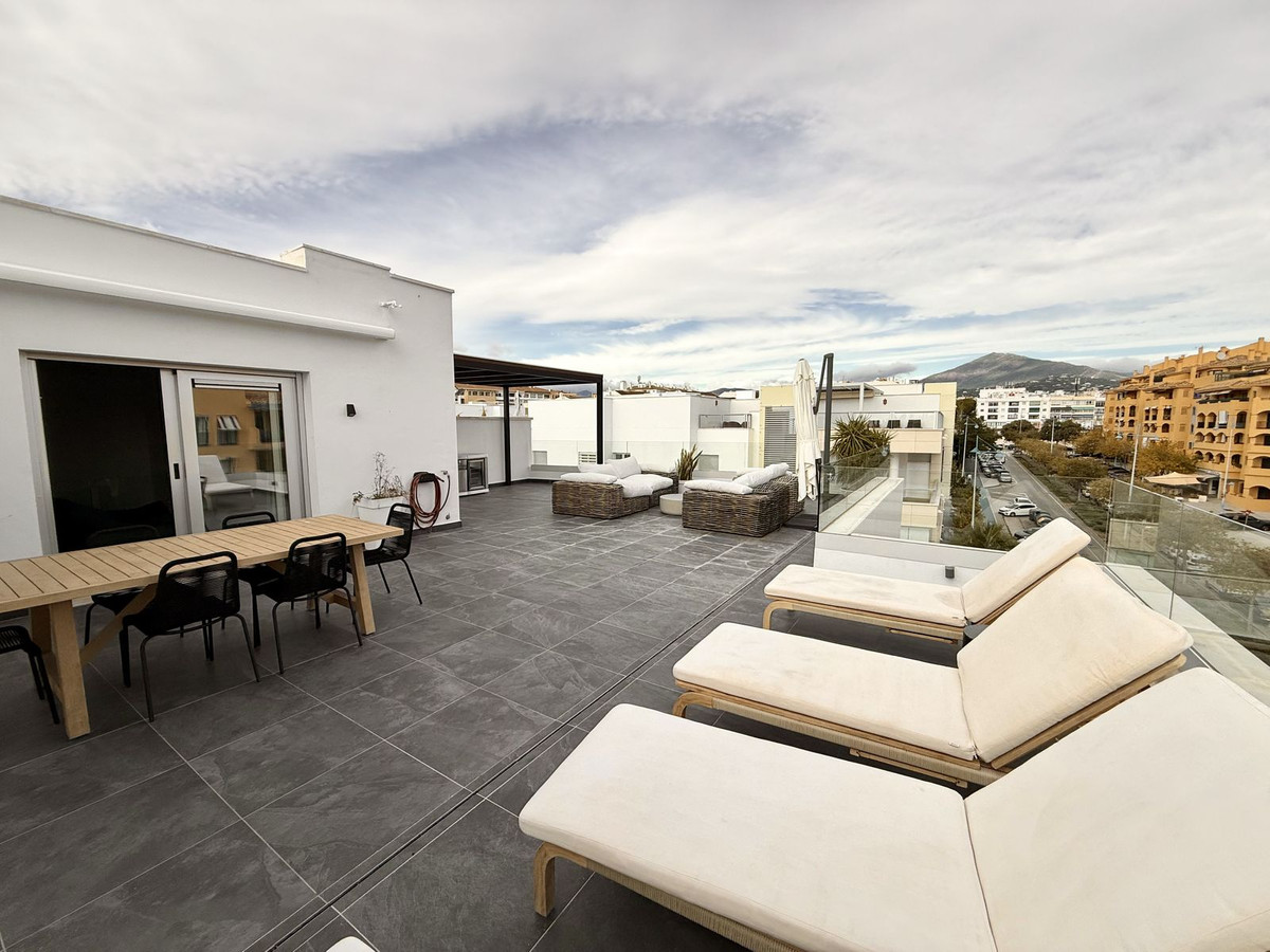 3 Bedroom Penthouse in San Pedro de Alcántara - Photo 24