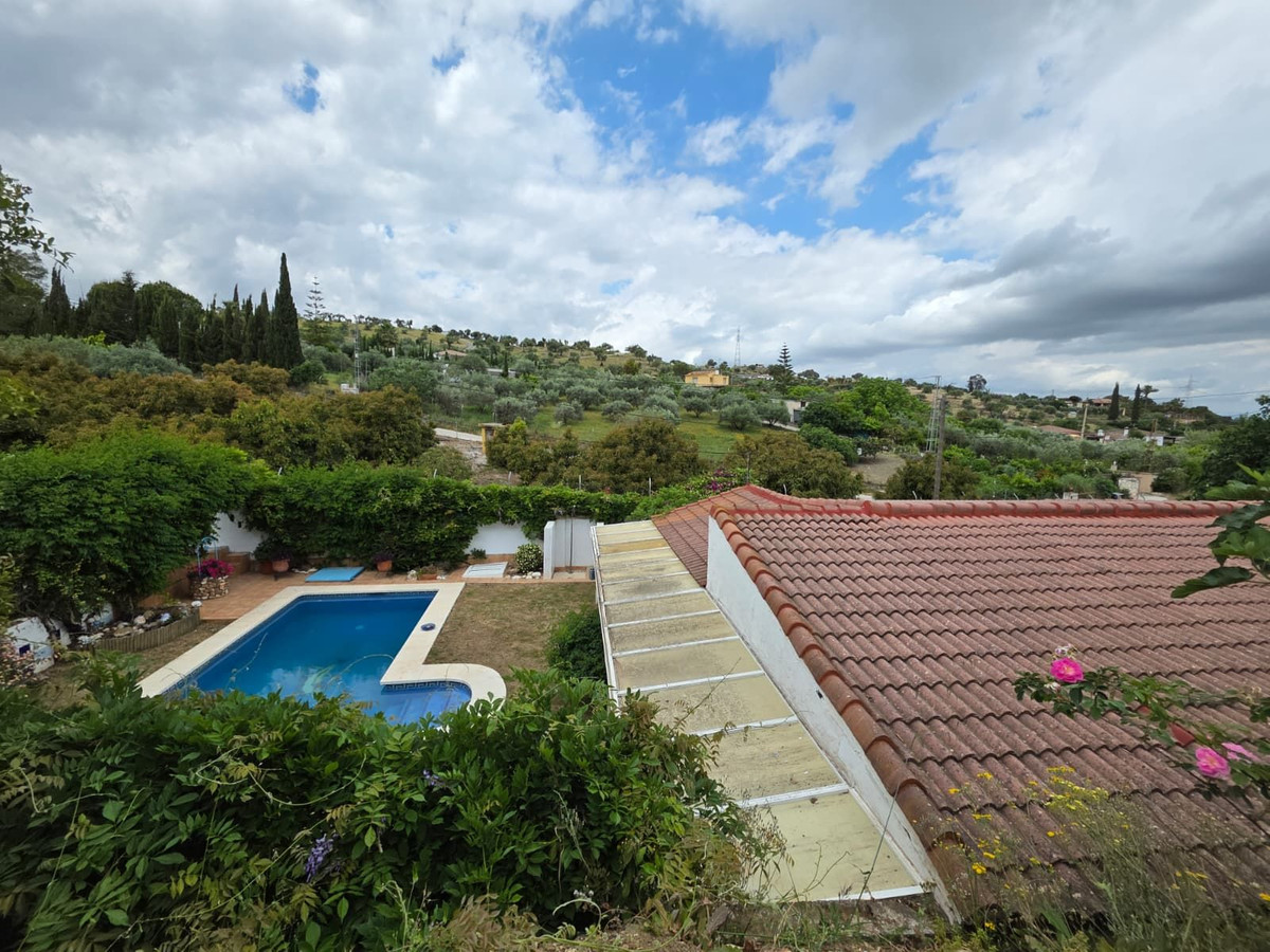 3 Bedroom Villa in Coín - Photo 16