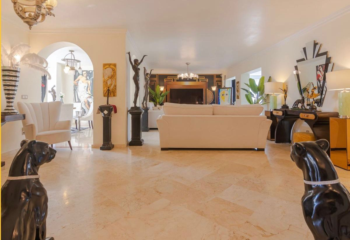 3 Bedroom Penthouse in San Pedro de Alcántara - Photo 2