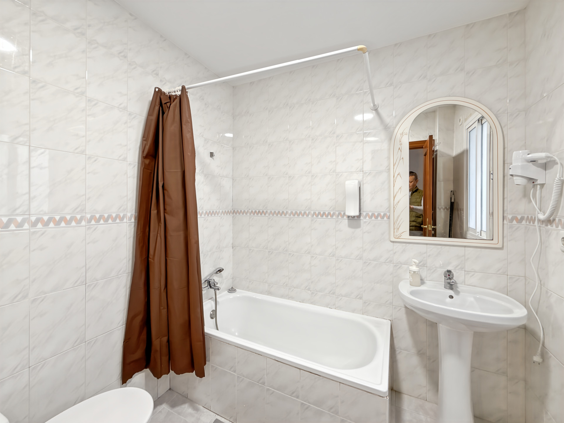 1 Bedroom Apartment in Málaga - Photo 25