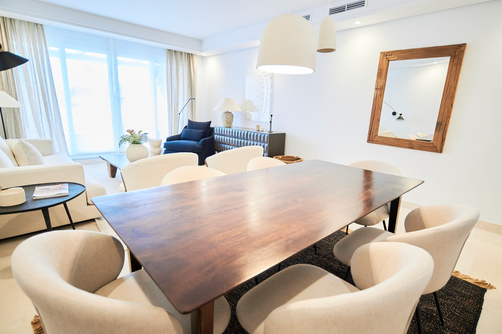 2 Bedroom Apartment in Marbella - Photo 4