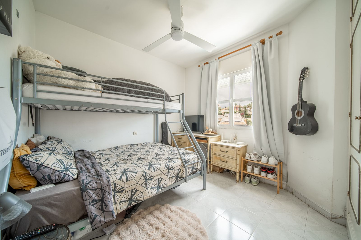 9 Bedroom Villa in Mijas - Photo 38