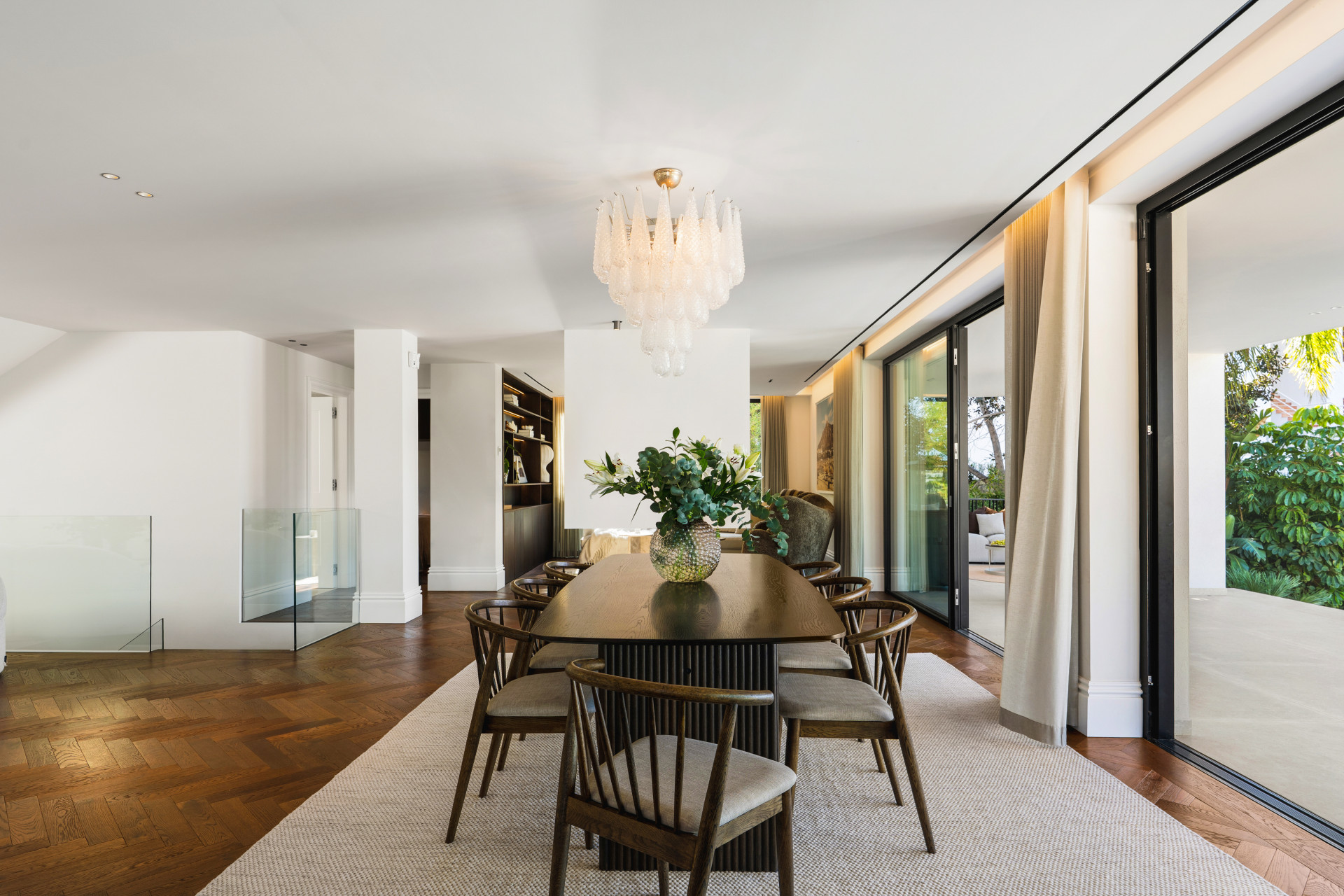 6 Bedroom Villa in Marbella - Photo 6
